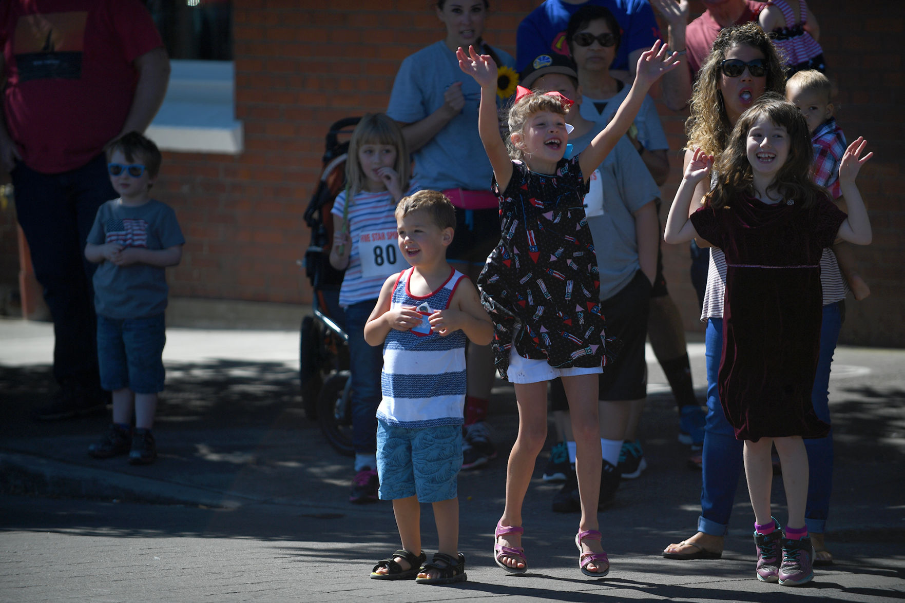 070517-cgt-nws-parade-020.jpg